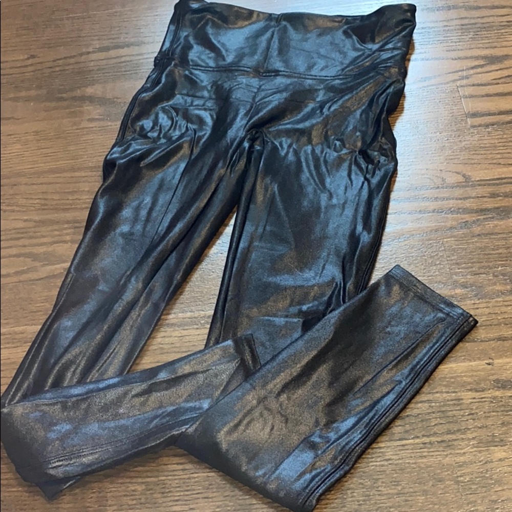 METALLIC SPANX LEGGINGS
